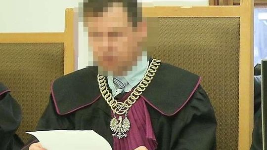 Sędzia jechał po pijanemu i wpadł do rowu? Znów nie stawił się przed prokuratorem
