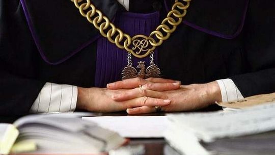 Sędzia, który jechał po pijanemu wreszcie przyszedł na przesłuchanie