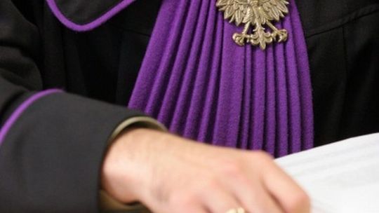 Sędzia obwiniona o picie alkoholu w pracy. Nie chciała dmuchać
