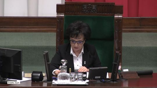 Sejm odrzucił sprzeciw Senatu wobec głosowania korespondencyjnego. Porozumienie głosowało razem z PiS