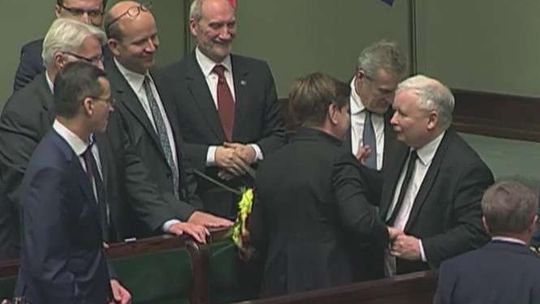 Sejm udzielił wotum zaufania rządowi Beaty Szydło. Za głosowało 236 posłów