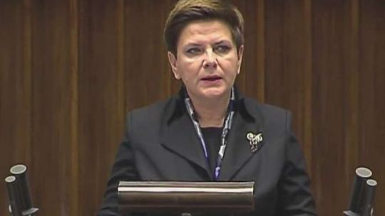 Sejmowe expose premier Beaty Szydło: wrócimy do 8 letnich szkół podstawowych