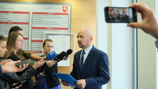 Senator KO z Lublina znów funduje stypendia za pieniądze z Senatu