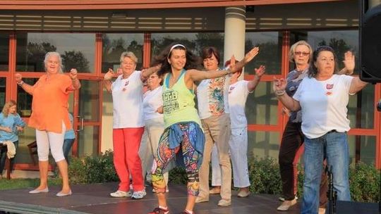 Senioriada w Puławach: Tańce, zabawa i porady (zdjęcia)