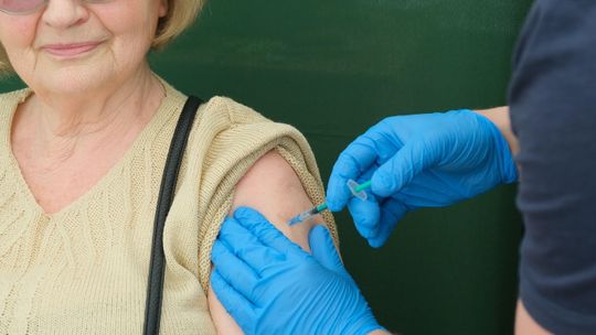 Seniorze, zaszczep się przeciw pneumokokom