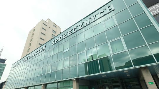 Seniorzy ruszyli po wdowie renty. Wdowcy dostaną wsparcie