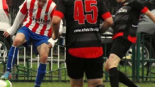 Sensacja w Różańcu. Bieniaminek ograł wicelidera