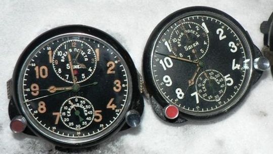 SG nie wpuściła do Polski Ukraińca z zegarami. \"Promieniowały\"