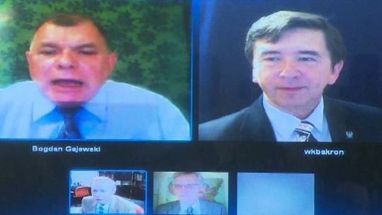 \"Share your screen\". Wpadki techniczne na konferencji ekspertów Macierewicza