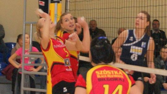 Siatkarskie derby znowu dla Szóstki