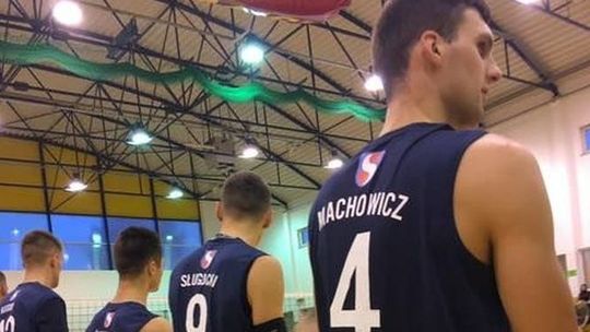 Siatkarze Avii pokonali Wisłok Strzyżów
