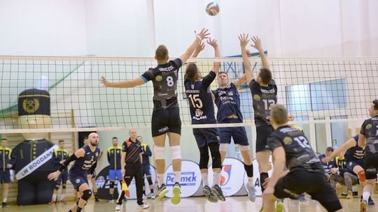 Siatkarze Avii Świdnik pokonali Karpaty Krosno