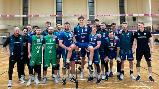 Siatkarze Bogdanki Arki Chełm zamknęli mecz we Wrocławiu w trzech setach