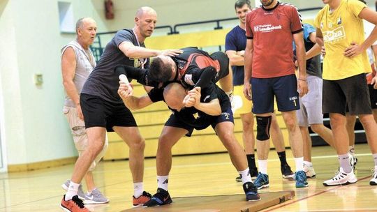 Siatkarze MKS Avii trenują w komplecie