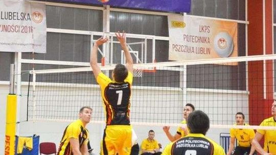 Siatkarze Pszczółki odnieśli kolejne zwycięstwo
