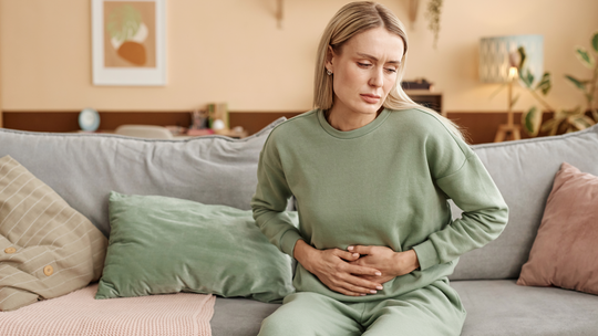 SIBO: objawy ze strony jelit i nie tylko. Kiedy warto wykonać badania?