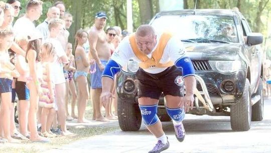 Siłacze rywalizowali nad zalewem (wideo)