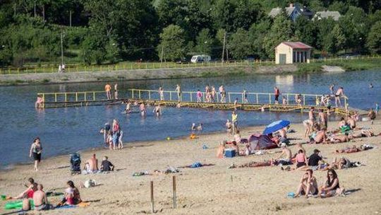 Sinice nadal rządzą w zalewie w Krasnobrodzie