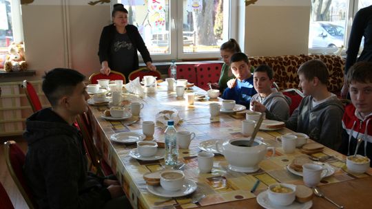 Skandal. Urzędnicy zarobili grube tysiące złotych na uchodźcach z Ukrainy