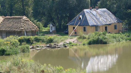 Skansen w filmie Smarzowskiego. Postawią drewniane chałupy