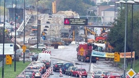 Skanska odpowiada na zarzuty miasta ws. przebudowy al. Solidarności