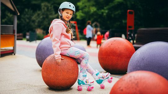 Skating w parze: łyżworolki rekreacyjne + wrotki — jak jeździć razem bez frustracji