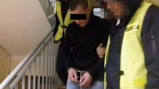 Skatowali pracownika stacji na śmierć. Udało się zatrzymać 17-latkę