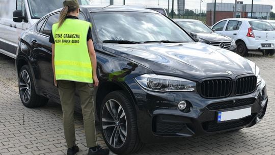 "Sklonowane" auta na granicy. Zatrzymano BMW