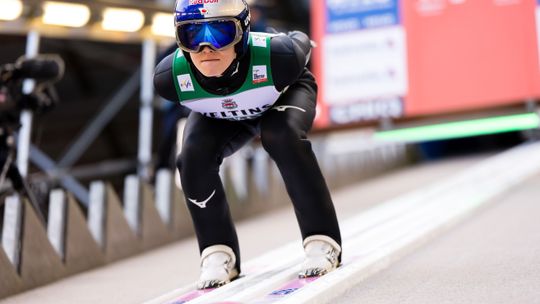 Skoki narciarskie. Kobayashi kończy serię Prevca. Tomasiak z drugą "życiówką" w karierze