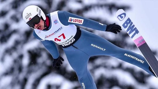 Skoki narciarskie. Nieudany weekend Biało-Czerwonych na austriackim mamucie