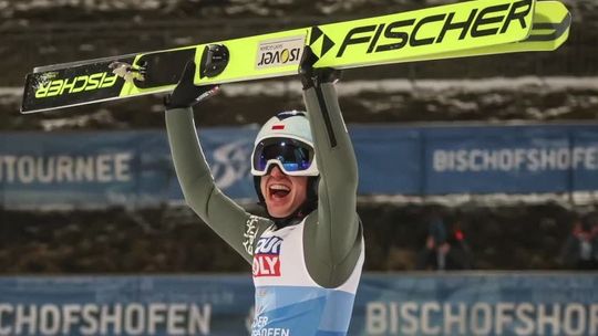 Skoki narciarskie. Pora na Titisee-Neustadt - gdzie oglądać? Transmisja w TV i internecie