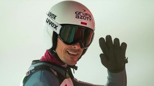 Skoki narciarskie. Trzecie miejsce Piotra Żyły w Engelbergu