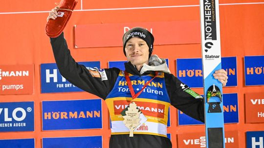 Skoki narciarskie. Tylko jedna seria w Ruce i jeden Polak z punktami Pucharu Świata