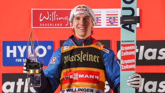 Skoki narciarskie. Wygrana lidera Pucharu Świata, Polacy na odległych miejscach