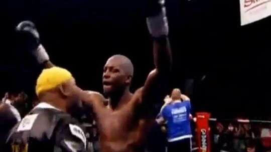 Skróty walki Adamek - Cunningham - wideo. Kontrowersyjna decyzja sędziów