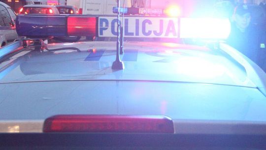 Skusiło ich auto z kluczykami w stacyjce 