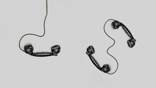 Skuteczna komunikacja w zespole - fundament nowoczesnego przywództwa i współpracy