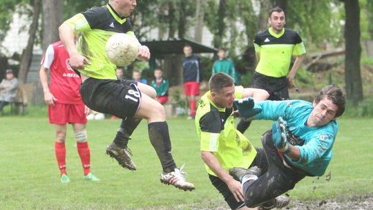 Sławin Lublin – KS Dąbrowica 1:2 