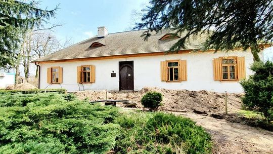 Ślimaczy się remont muzeum Henryka Sienkiewicza. Będą kary