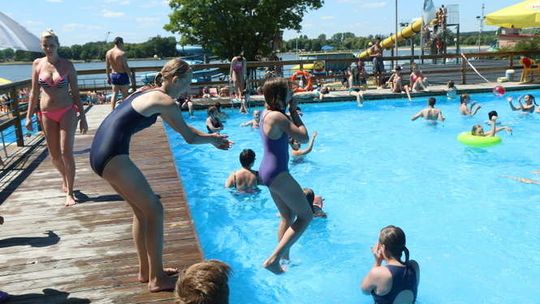 Słoneczny Wrotków: Kiedy otwarcie basenów nad Zalewem Zemborzyckim?