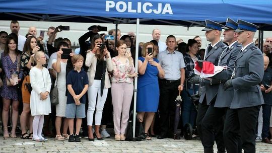 Ślubowanie nowych policjantów