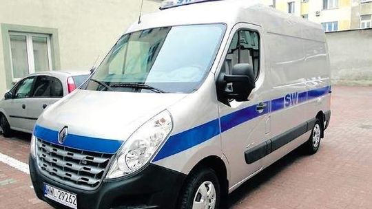 Służba Więzienna dostała auta za 160 tys. zł