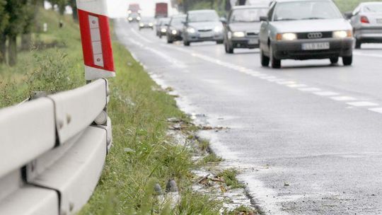 Śmiertelnie potrącił i uciekł: Poszukają kierowcy za granicą