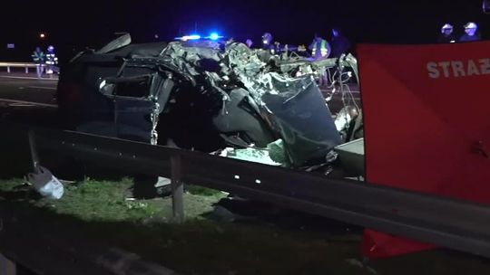 Śmiertelny wypadek koło Żnina. Zginęła jedna osoba, a sześć zostało rannych