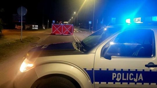 Śmiertelny wypadek o świcie. Dostawczak najechał na kobietę