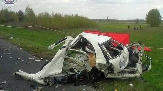 Śmiertelny wypadek. Policja szuka rowerzystów i kosiarza