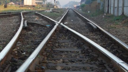 Śmiertelny wypadek w Minkowicach. Nie żyje 15-latka potrącona przez pociąg