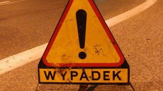 Śmiertelny wypadek w Turowoli. Pieszy leżał na jezdni