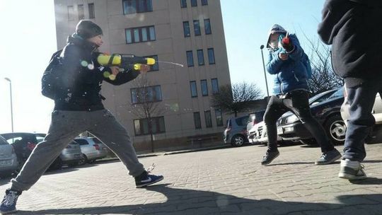 Śmigus-dyngus. Jak oblewać, by nie dostać mandatu 