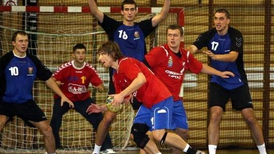 SMS ZPRP Gdańsk - AZS AWF Biała Podlaska 34:28, Słoneczny Stok Białystok - AZS UMCS Lublin 23:27